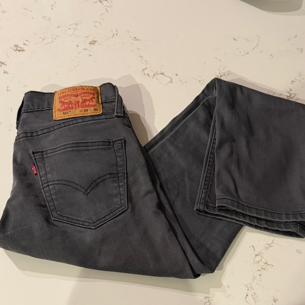 Levi's Men's Dark Gray Slim Straight Jeans